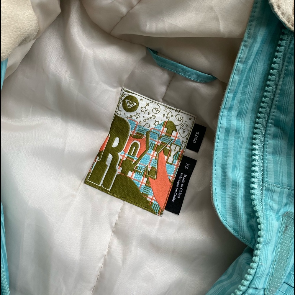 Roxy Snow Jacket - image 3